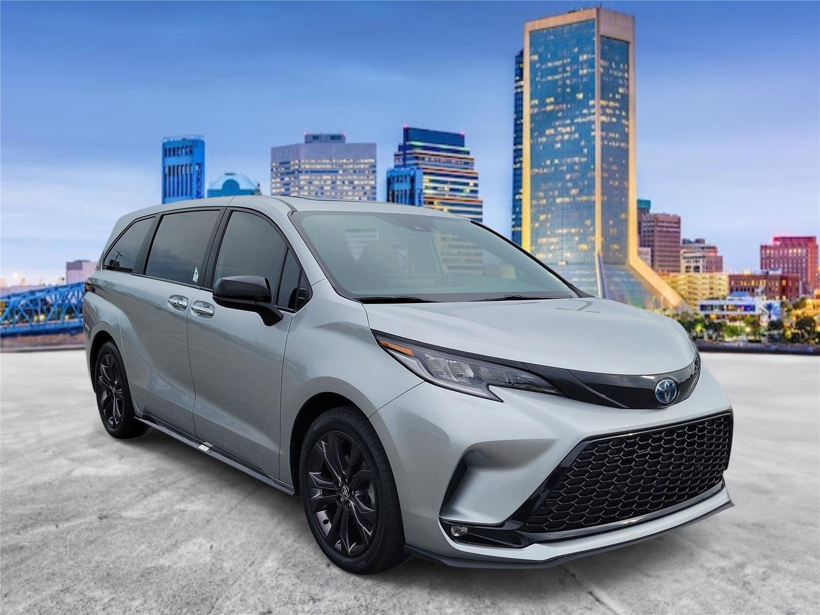 Used 2025 Celestial Silver Metallic Toyota XSE image 4