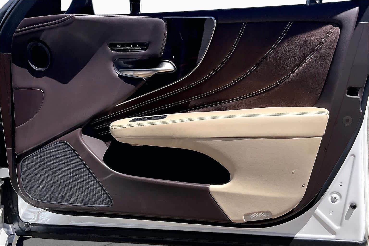 2018 Lexus LS Base - Photo 21
