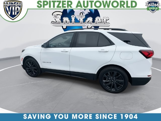 Used 2022 White Chevrolet RS image 10