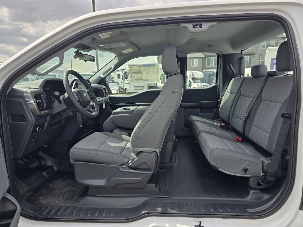 New 2026 Oxford White Ford XL image 28