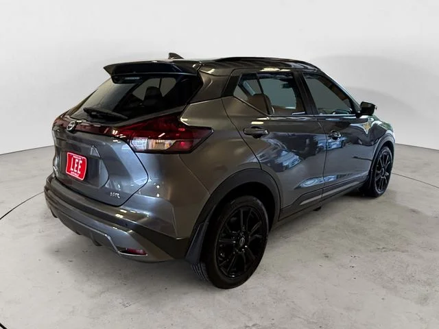 Certified Used 2023 Gray Nissan SR image 5