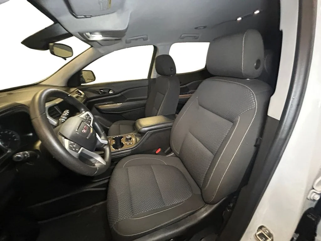 Used 2021 Summit White GMC SLE image 10