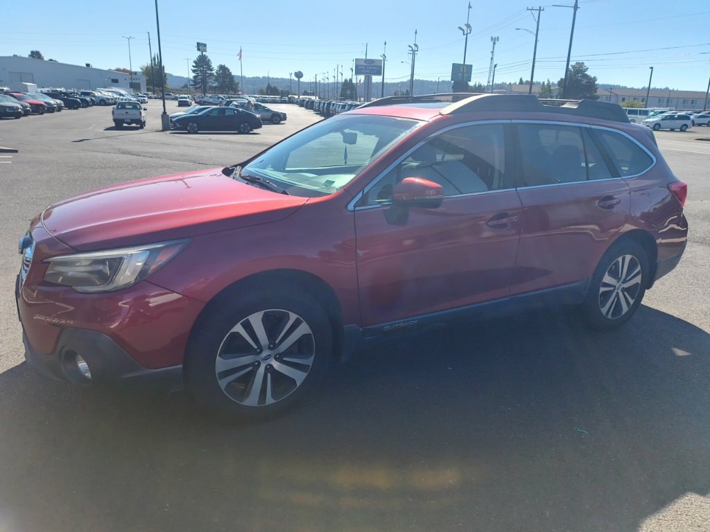 Used 2018  Subaru 2.5i image 10