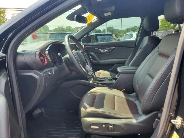 Used 2022 Black Chevrolet RS image 18