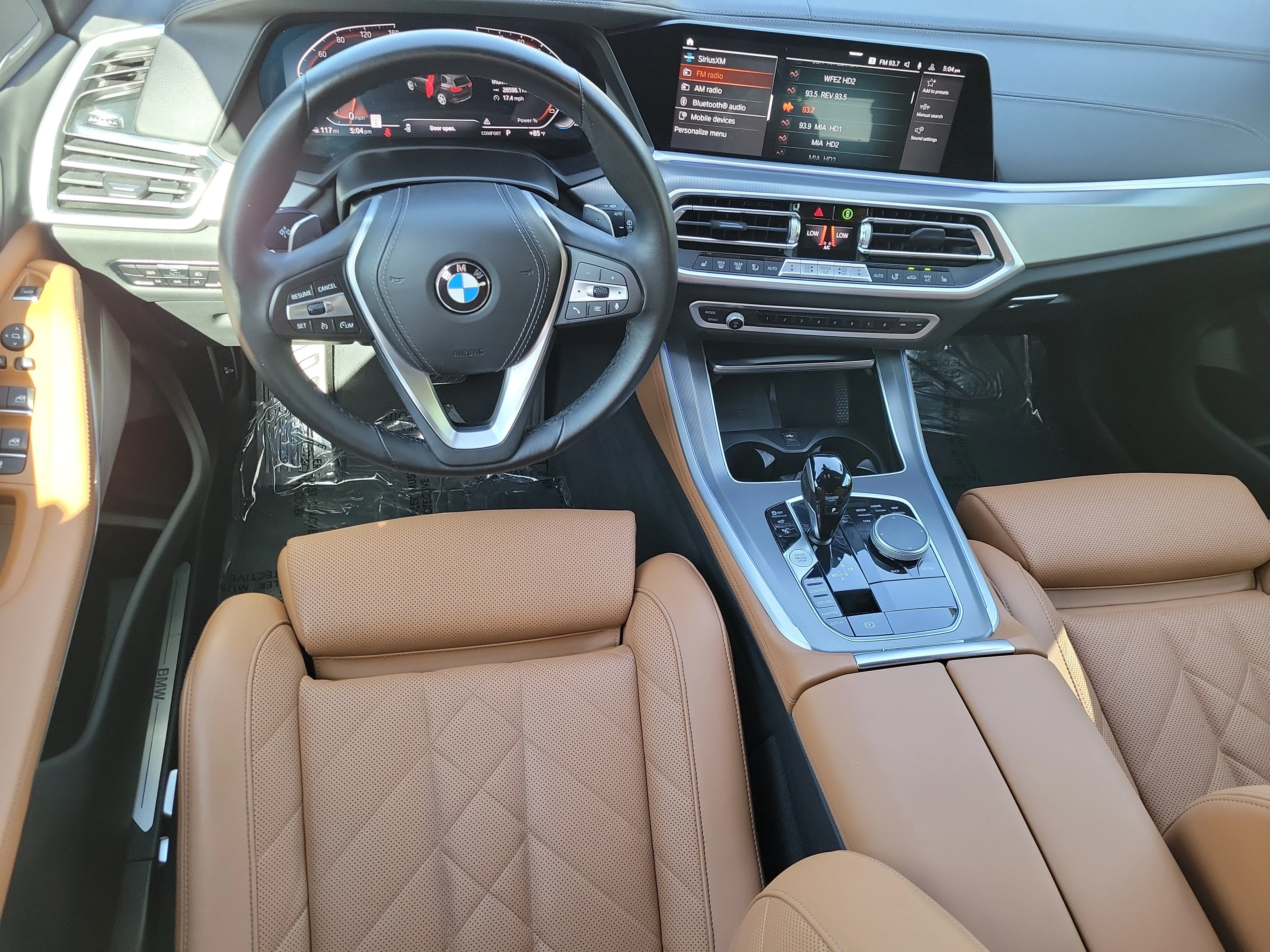 Used 2023 Mineral White Metallic BMW sDrive40i image 6