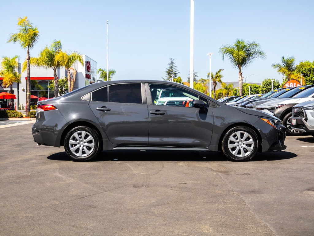 Used 2024  Toyota LE image 12