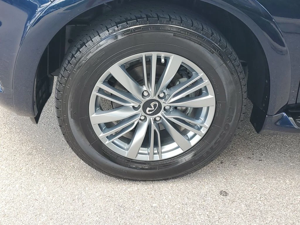 Used 2021 Blue INFINITI LUXE image 13