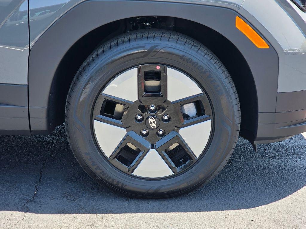 New 2026 Gray Hyundai SEL image 8