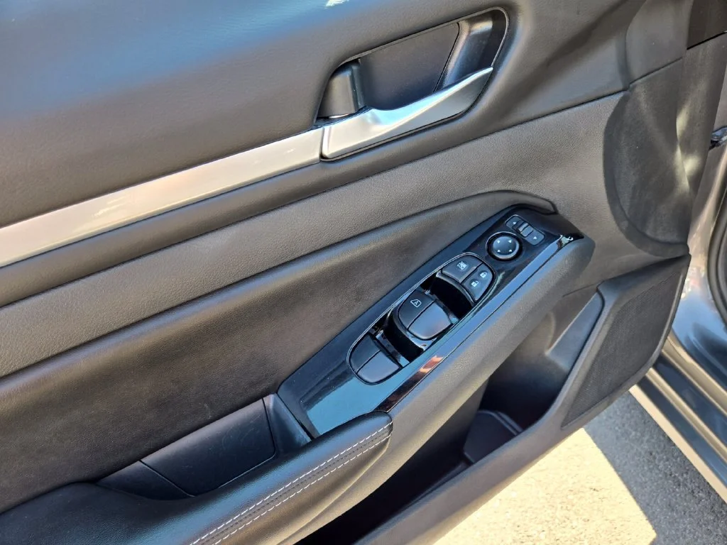 2023 Nissan Altima SV - Photo 12