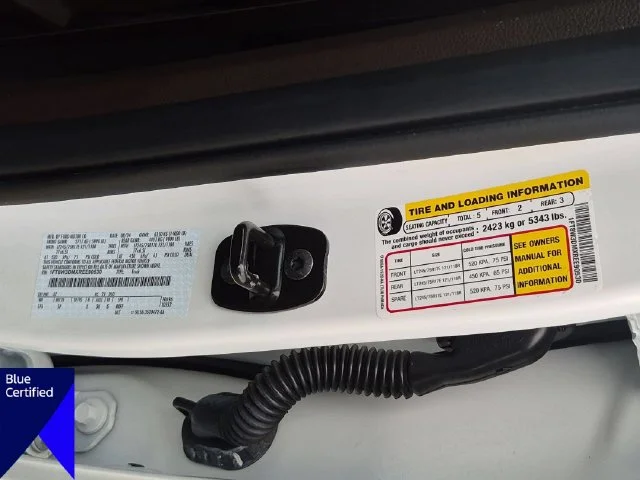 Used 2024 White Ford King Ranch image 38