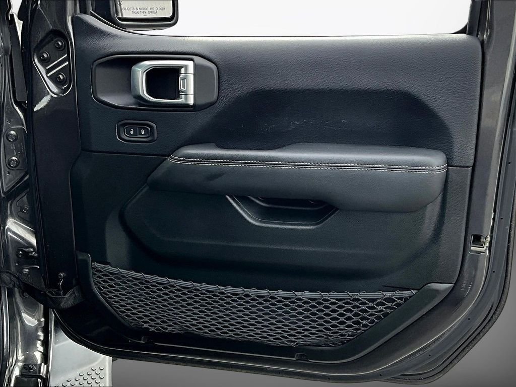 Used 2019 Gray Jeep Unlimited Sahara image 31
