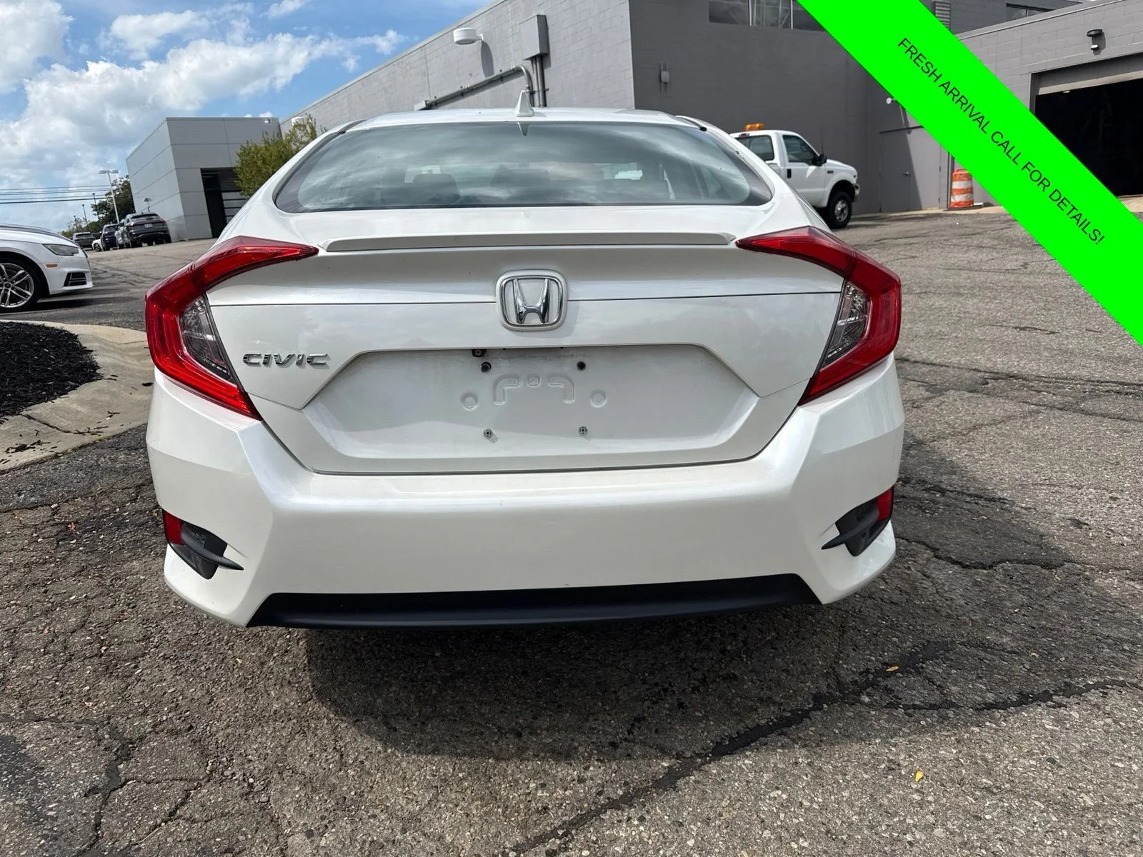 Used 2016 White Orchid Pearl Honda EX-L image 6