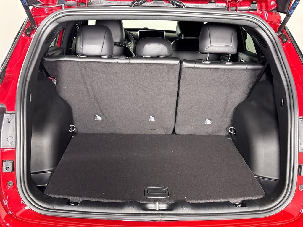 New 2026 Red Hot Pearl-Coat Exterior Paint Jeep Latitude image 20