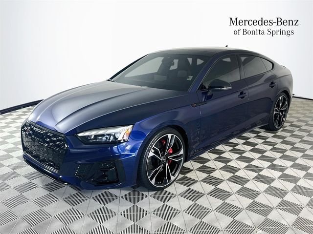 Used 2024  Audi Premium Plus image 3