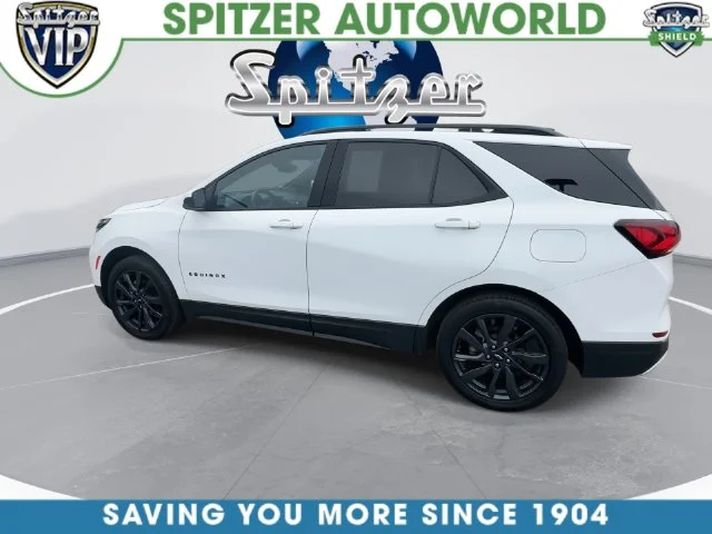 Used 2022 White Chevrolet RS image 10