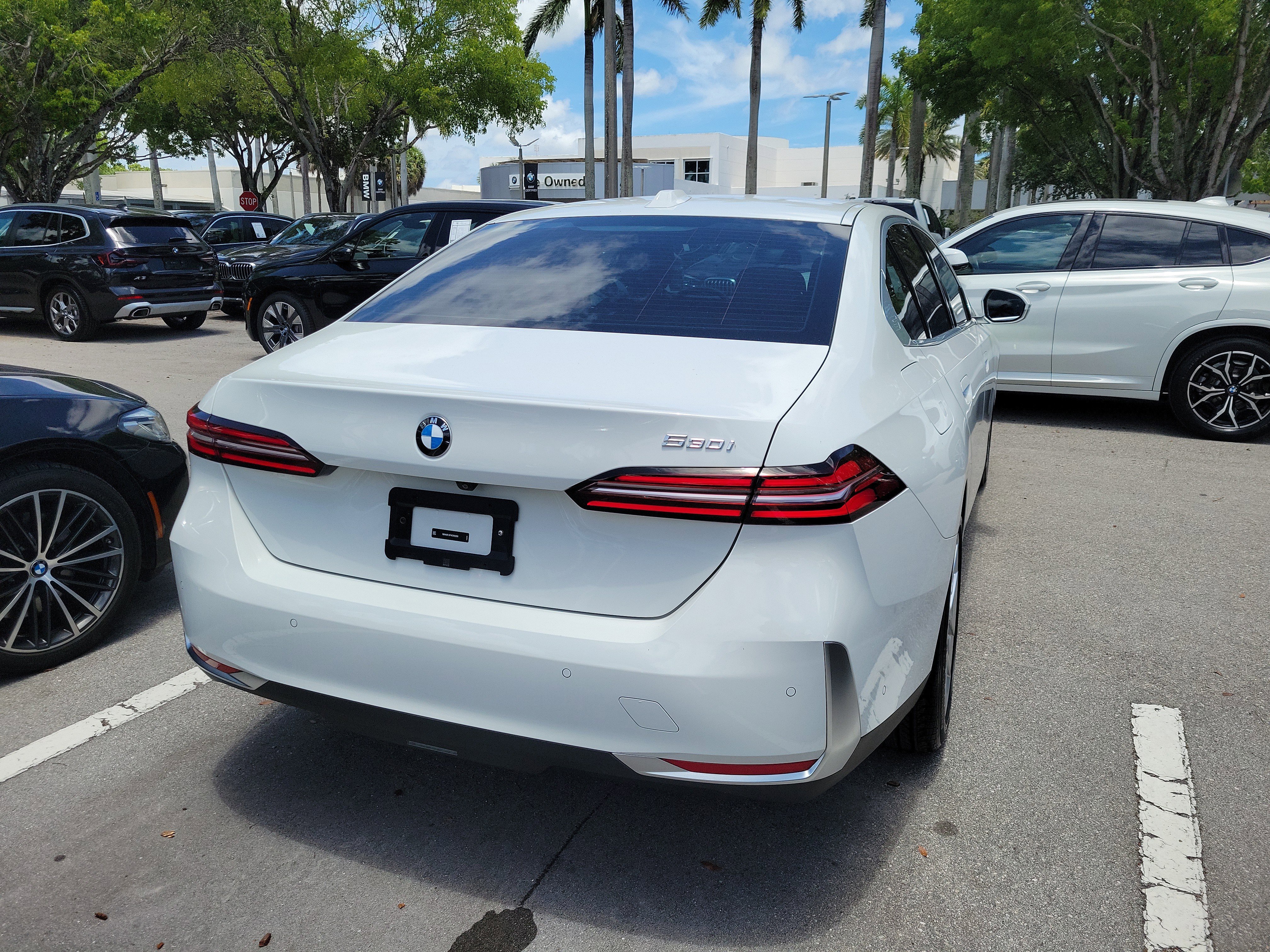 Used 2024 Mineral White Metallic BMW 530i image 14