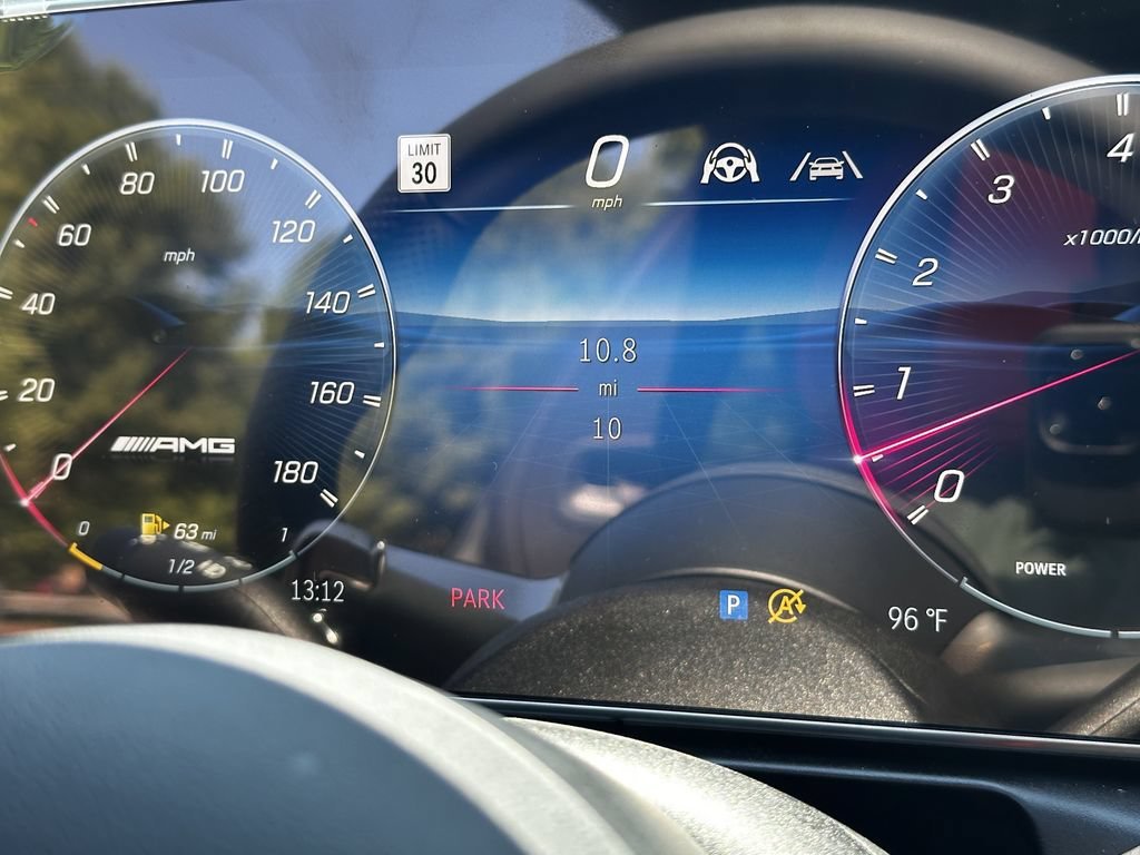 New 2027 MANUFAKTUR Alpine Grey Mercedes-Benz AMG® CLE 53 image 59