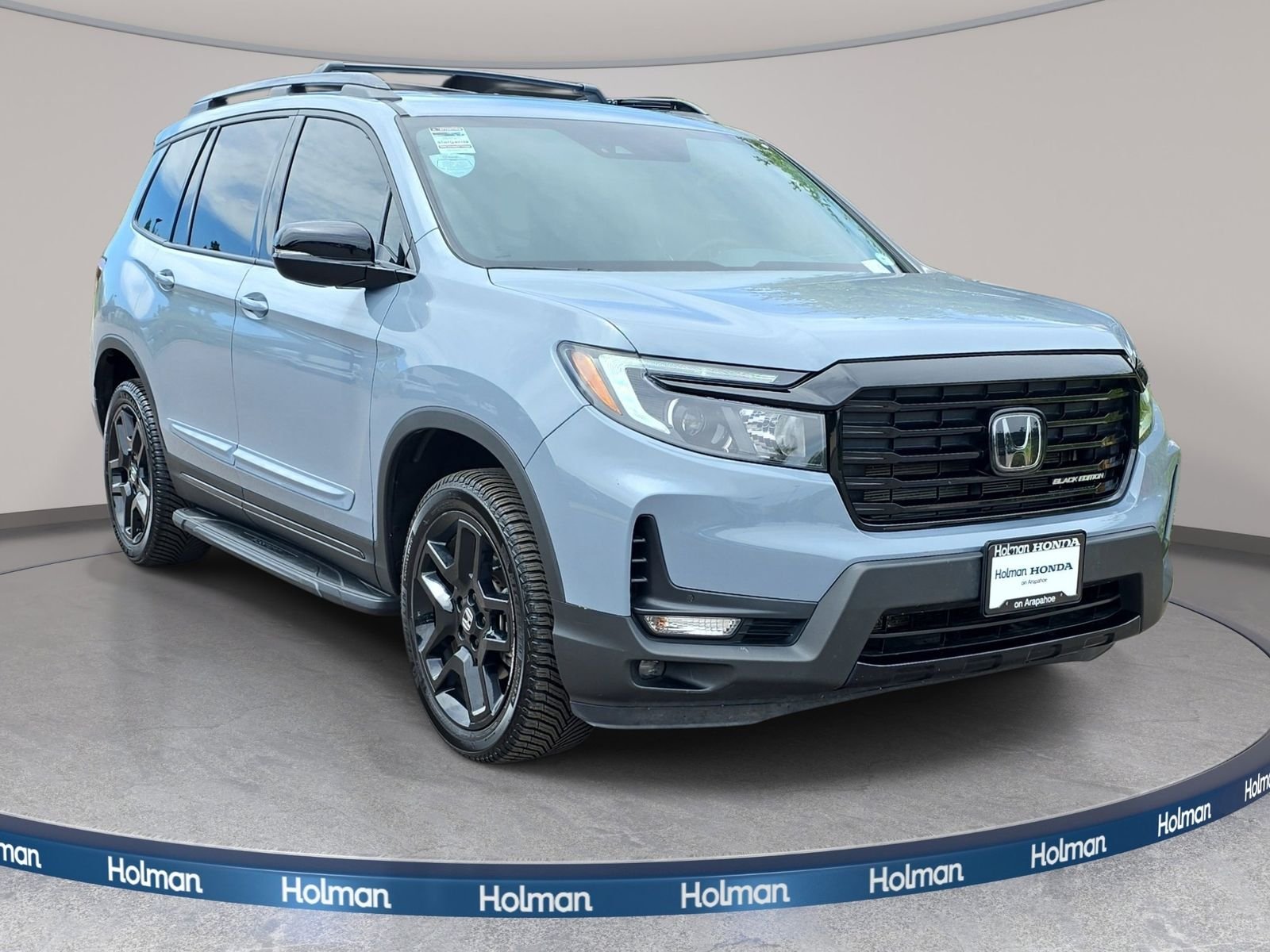 Used 2024 Gray Honda Black Edition image 4