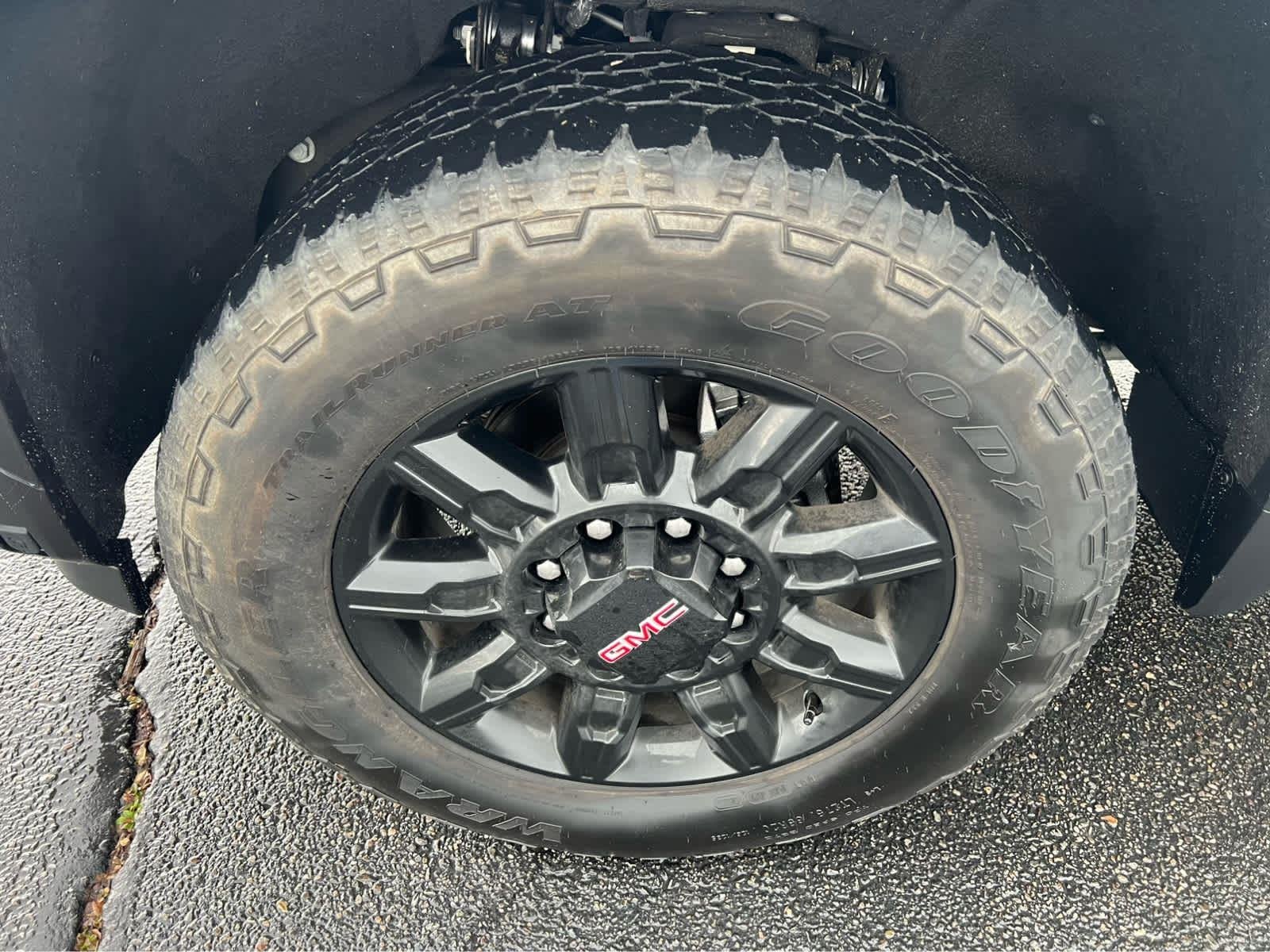 2024 GMC Sierra 2500HD AT4 - Photo 10