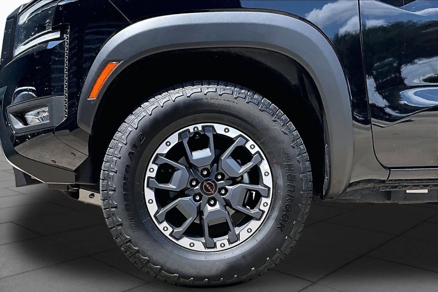 Used 2025 Super Black Nissan PRO-4X image 11