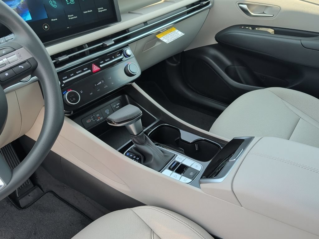 New 2026 Phantom Black Hyundai SEL Plus image 31