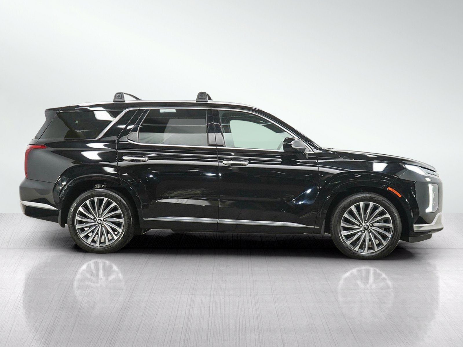 Used 2025 Abyss Black Pearl Hyundai Calligraphy AWD image 8