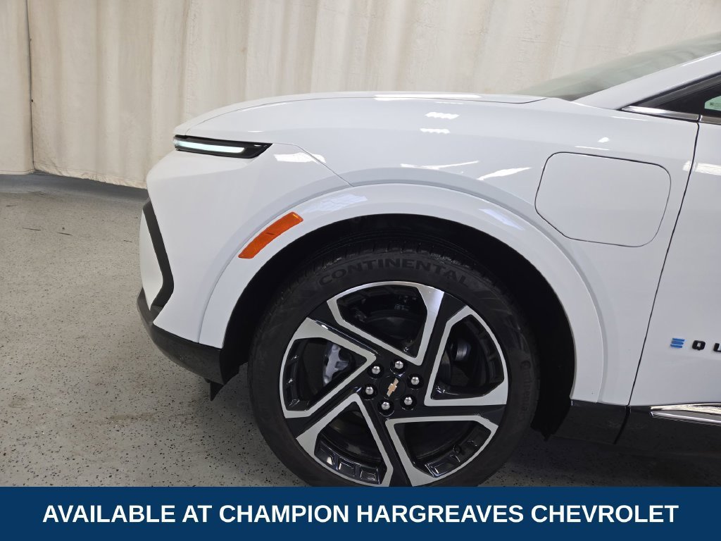 Certified Used 2024 Summit White Chevrolet 3LT image 41