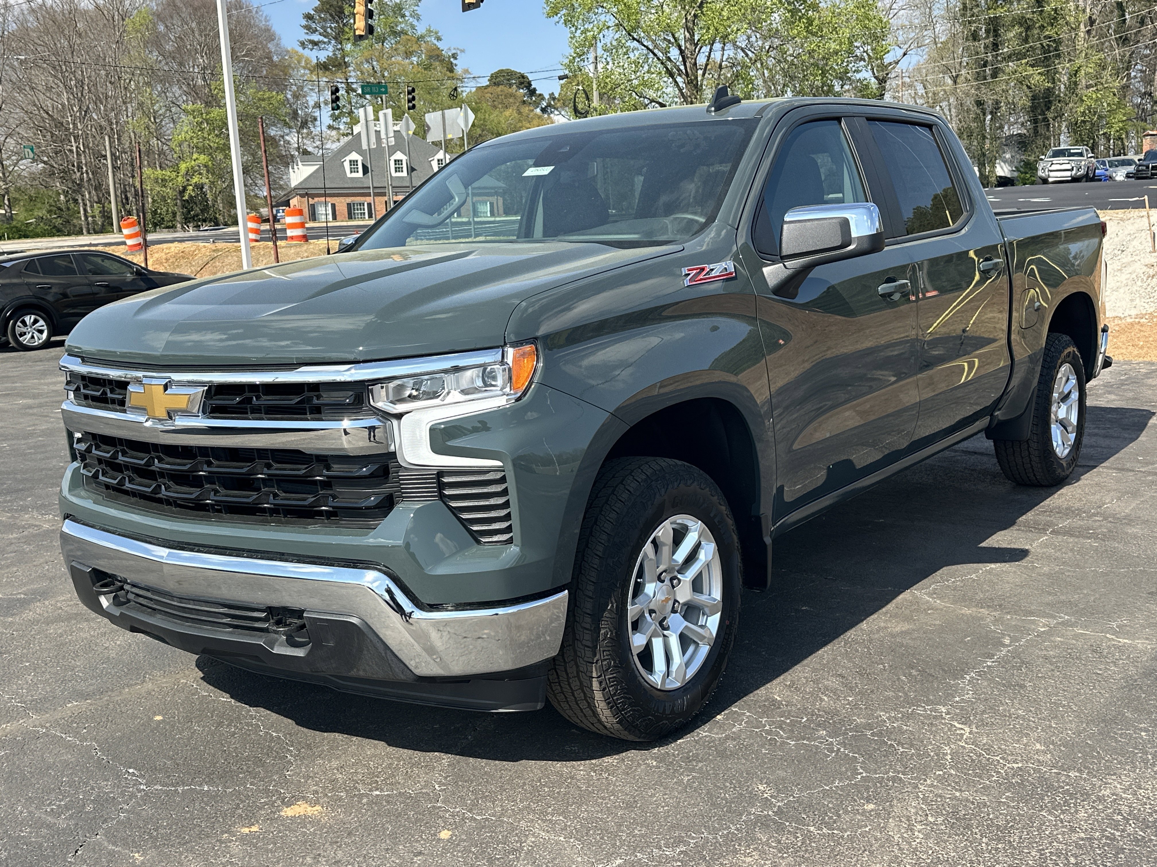 2026 Chevrolet Silverado 1500 LT - Photo 4