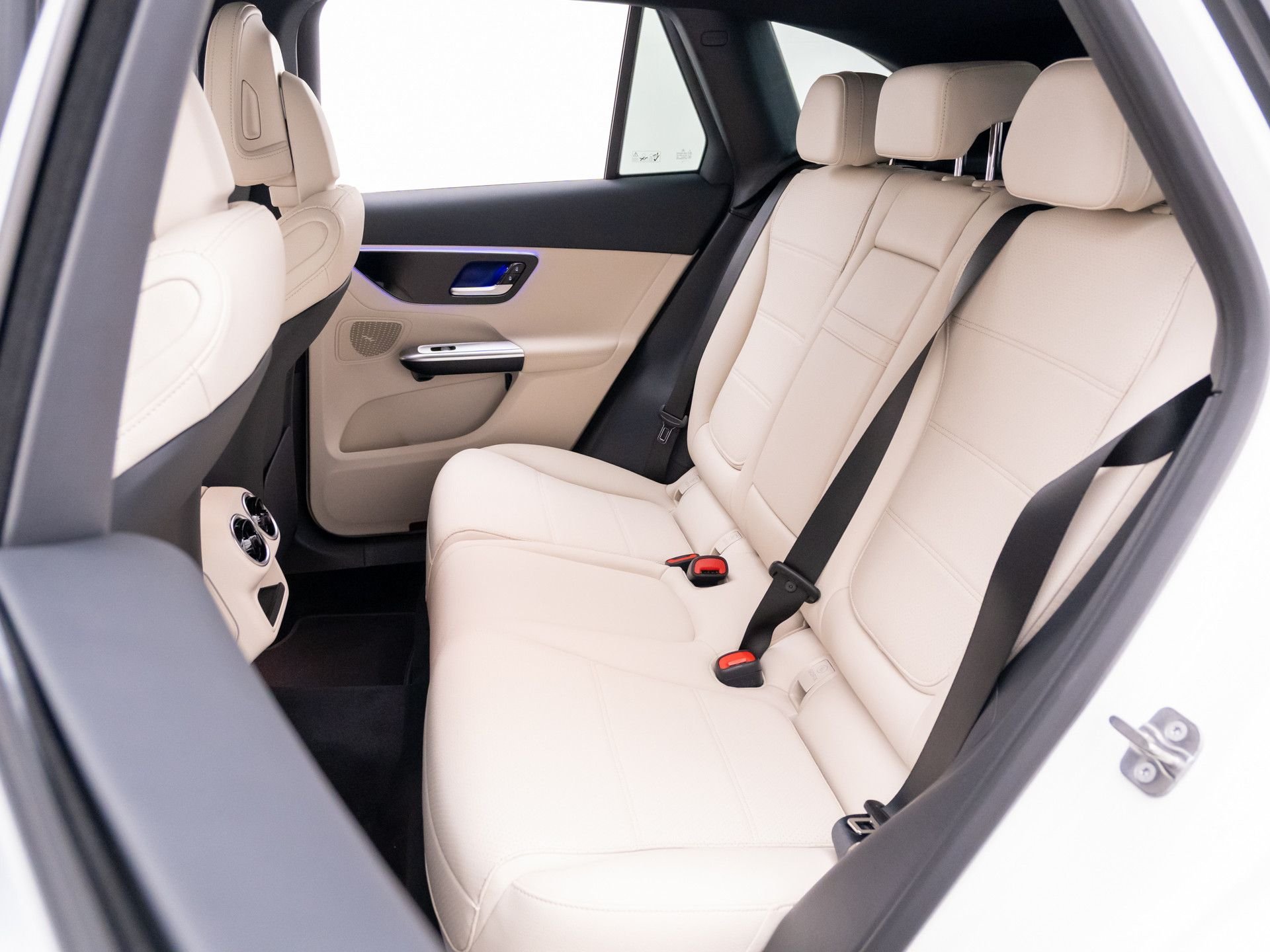 New 2026 White Mercedes-Benz GLC 300 image 20