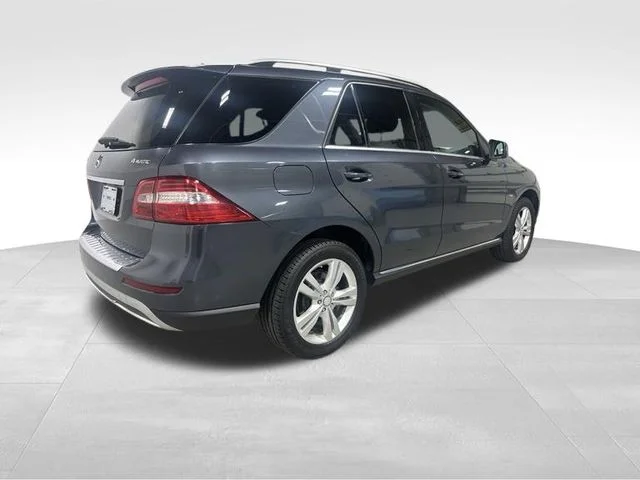 Used 2012  Mercedes-Benz ML 350 image 6