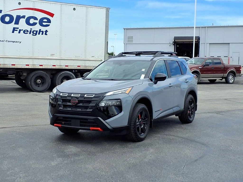Used 2026 Nissan Rogue Rock Creek with VIN 5N1BT3BB6TC720322 for sale in Kansas City