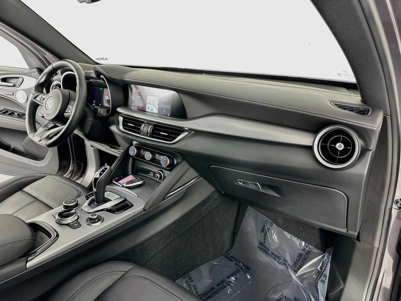 2024 Alfa Romeo Stelvio Ti - Photo 35