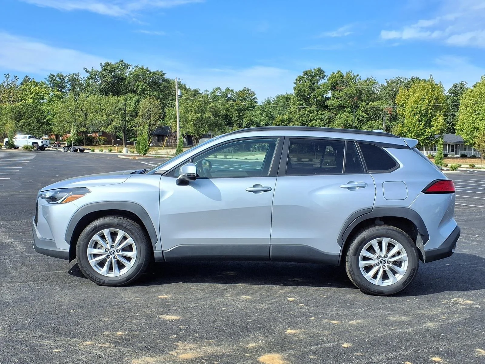 Used 2022 Sonic Silver Toyota LE image 19