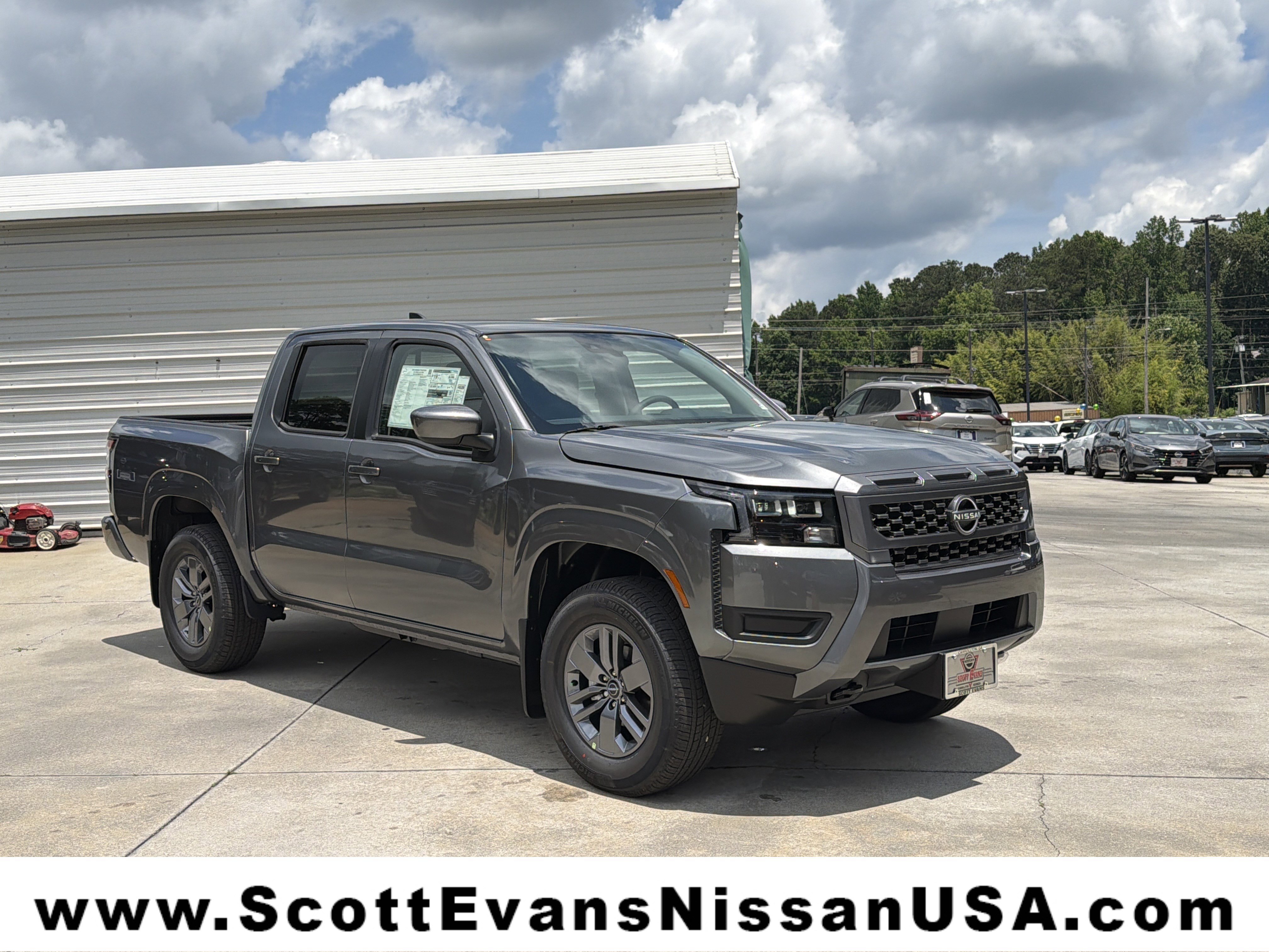 2026 Nissan Frontier SV Crew Cab 4X4 SWB's photo