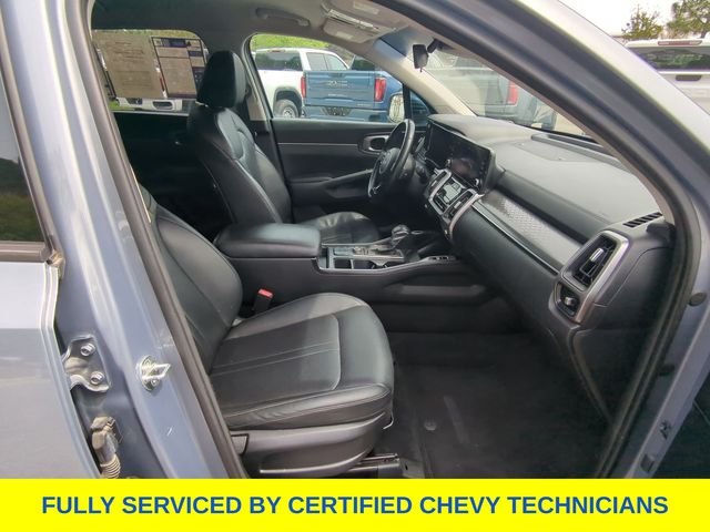 Used 2023 Silver Kia S image 46