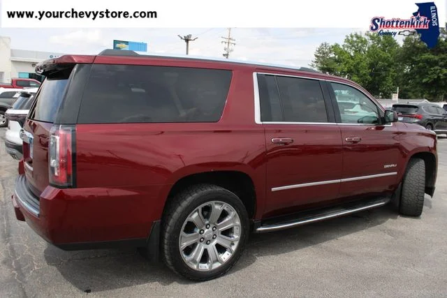 Used 2016 Red GMC Denali image 4