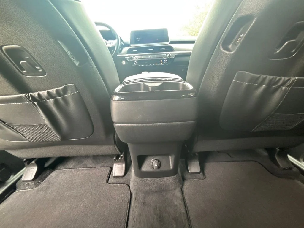 Used 2022 Silver Kia LX image 21