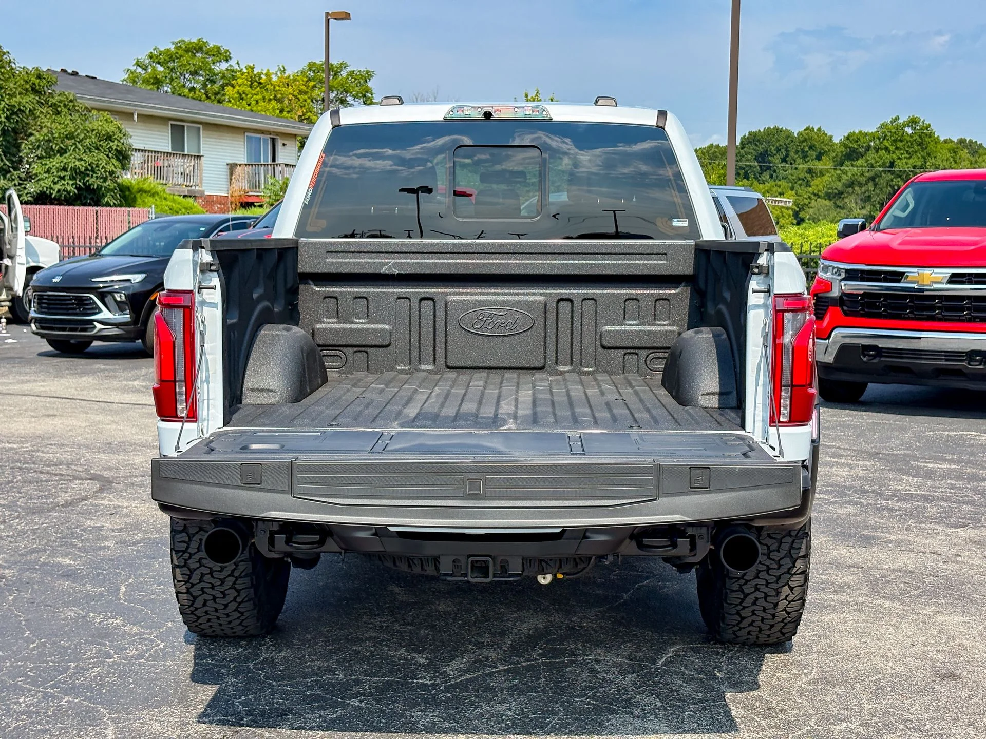 Used 2025 White Ford Raptor image 39