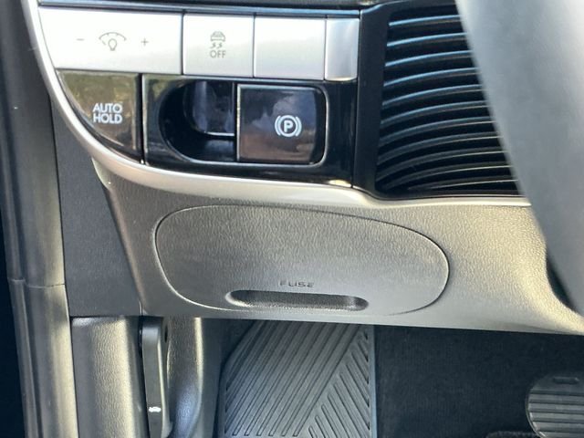 Certified Used 2024 Black Hyundai SE image 20