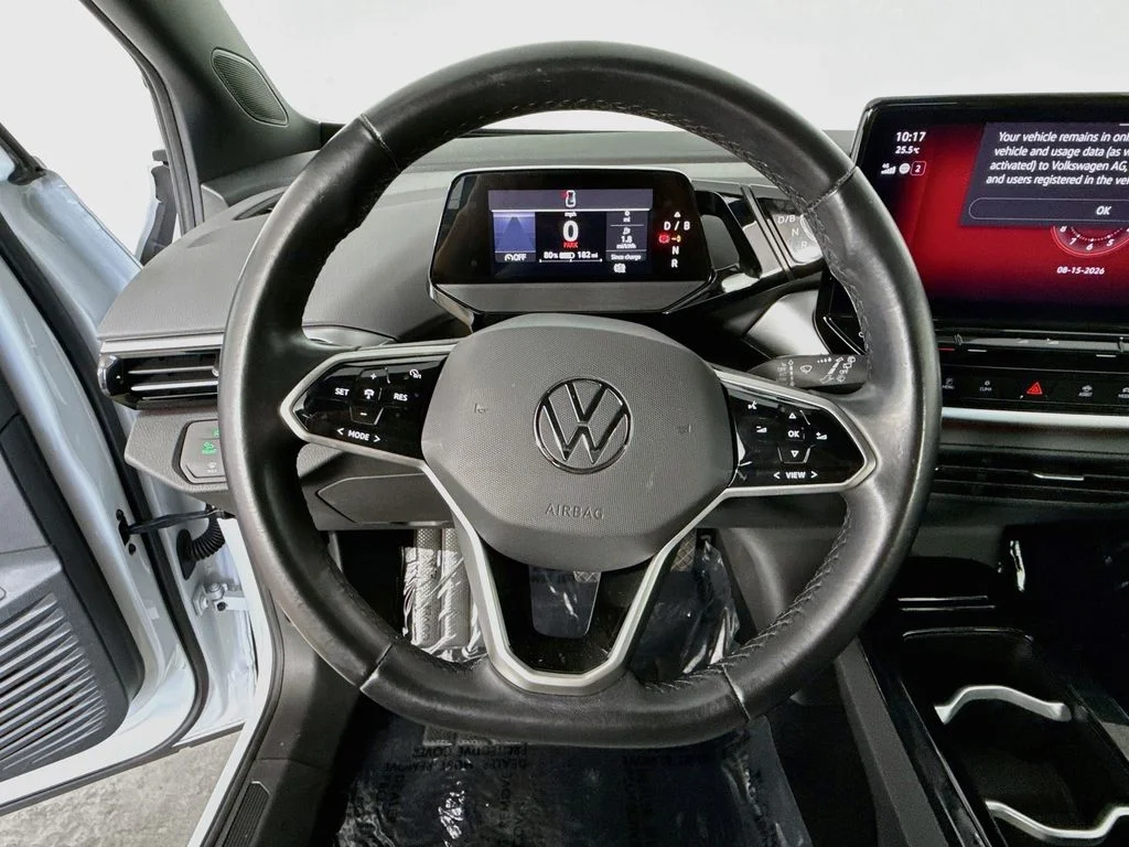 Used 2021 White Volkswagen Pro S image 11