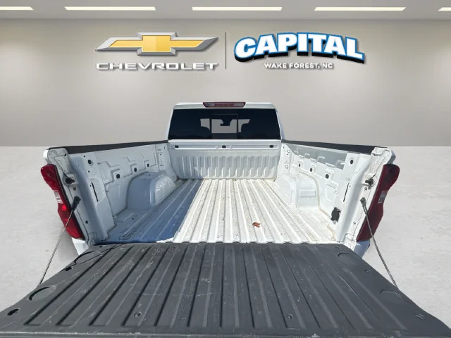 Used 2024 White Chevrolet LT image 37