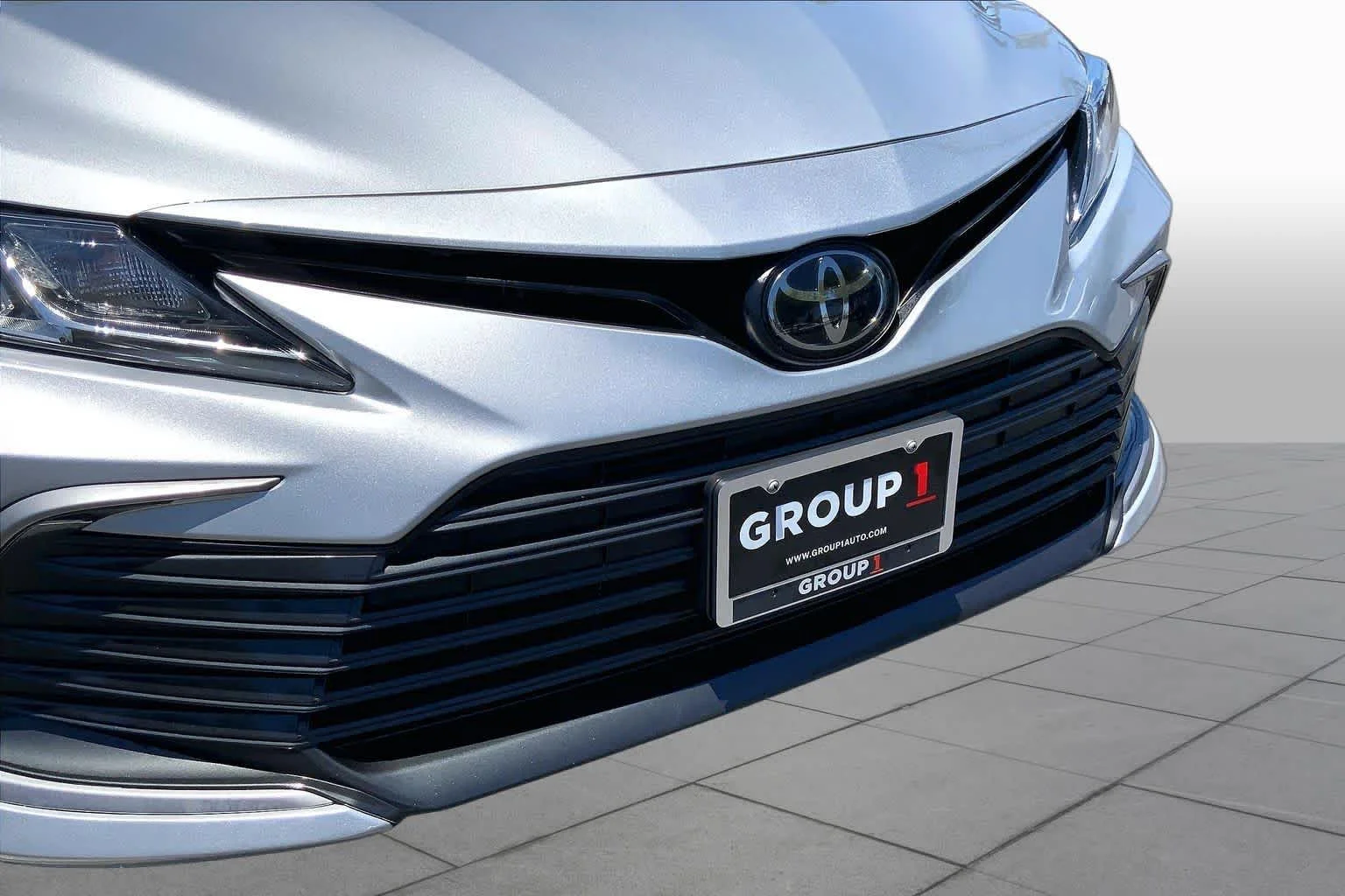 Used 2022 Celestial Silver Metallic Toyota LE image 28