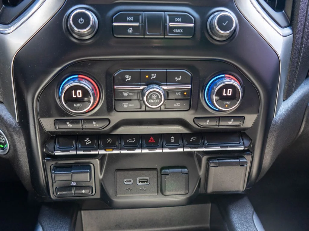 2021 Chevrolet Silverado 1500 RST - Photo 24