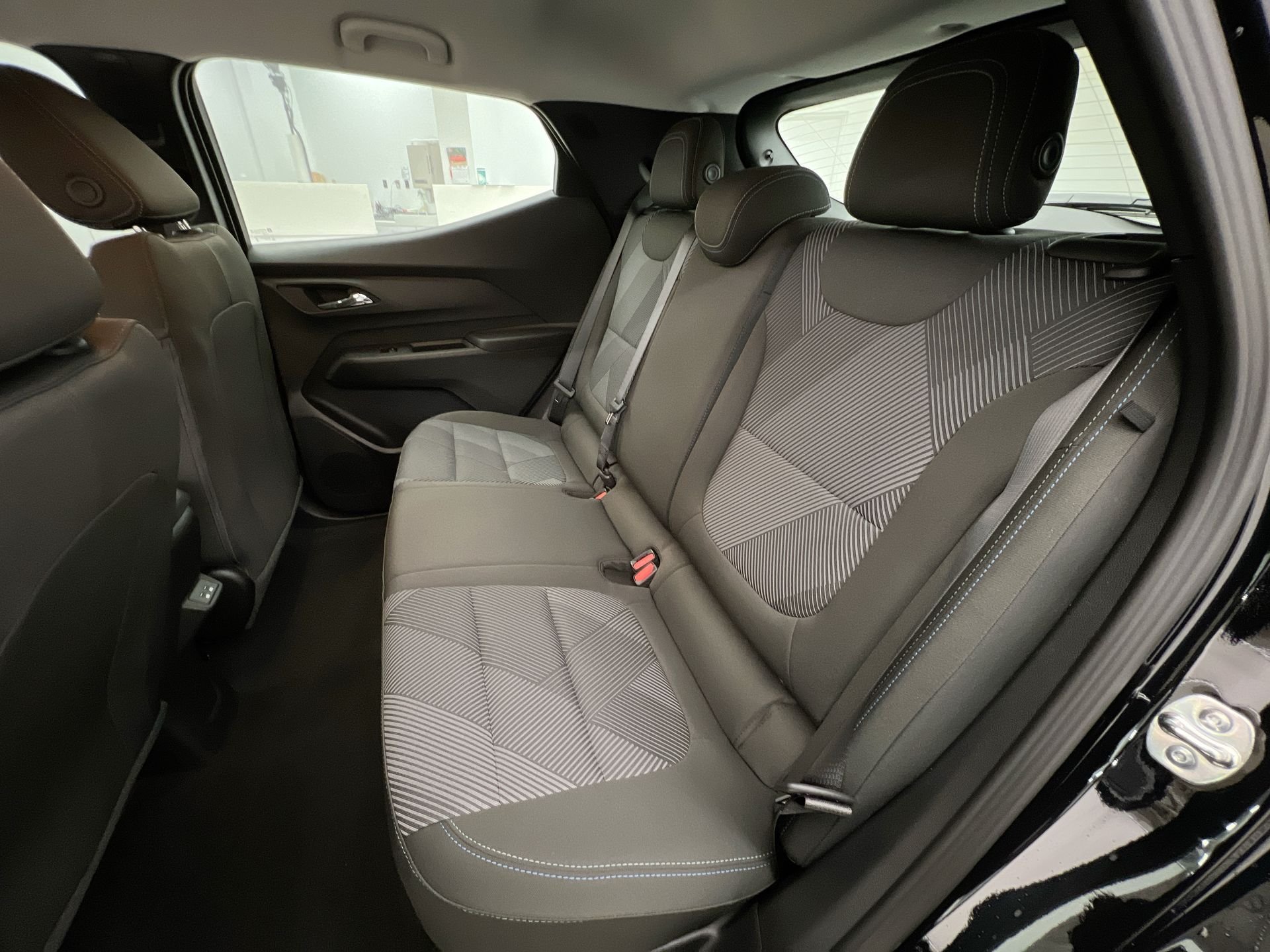 2027 Chevrolet Bolt LT - Photo 74