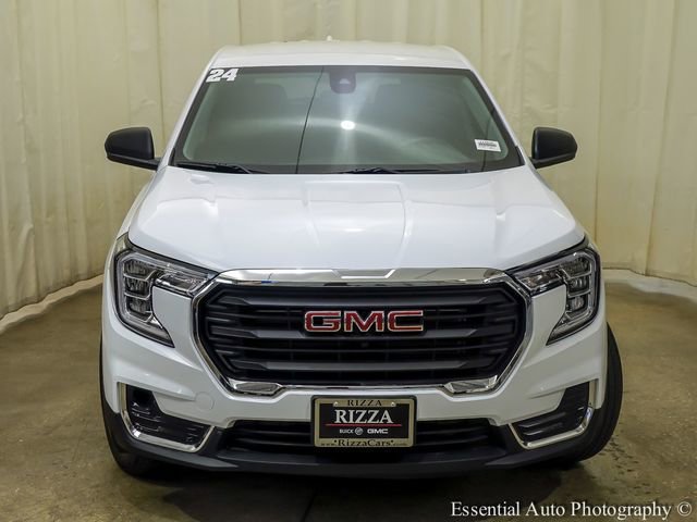 Used 2024 Summit White GMC SLE image 7