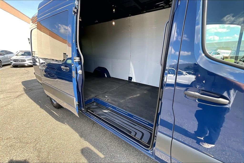 2024 Mercedes-Benz Sprinter Cargo Van Base - Photo 17