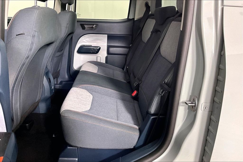 Used 2024 Green Ford XLT image 3