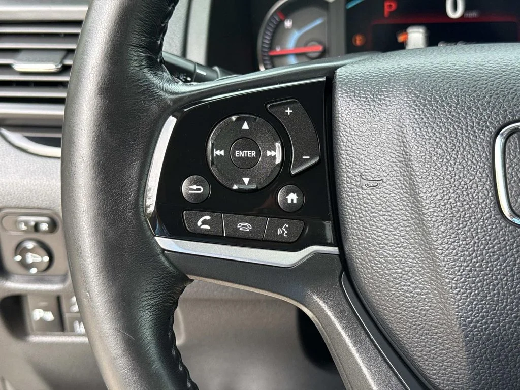 Used 2019  Honda Touring image 44