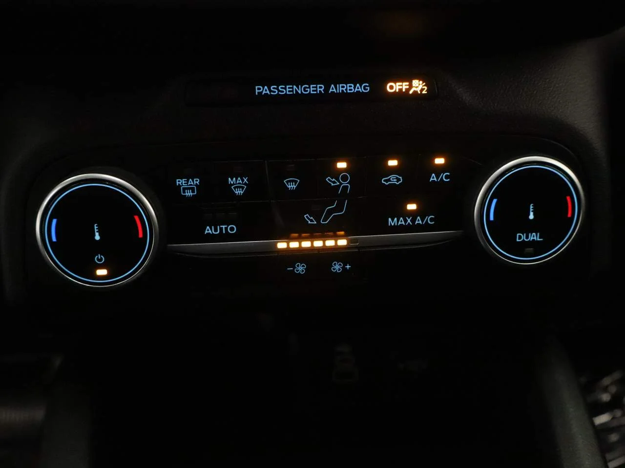 Used 2024 Oxford White Ford Active image 11