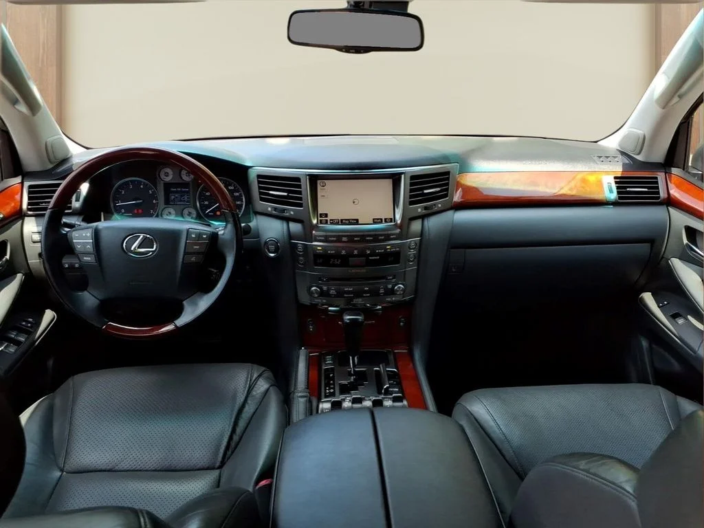 Used 2008  Lexus 570 image 27